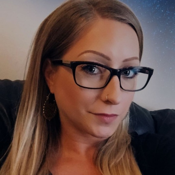 meg_yyc